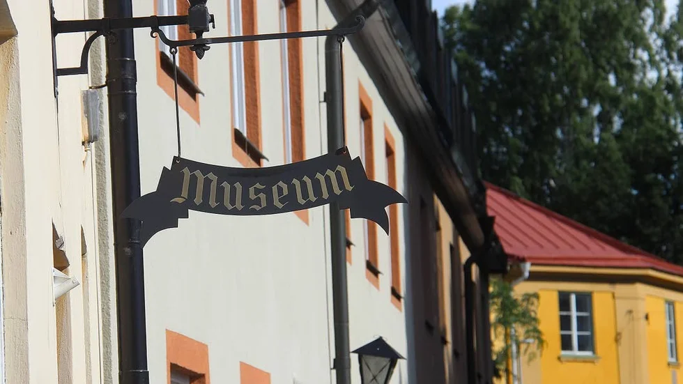 I Enköping kunde turistbyrån räddas.