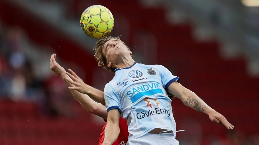 Under en av försäsongsmatcherna fick Sebastian Sandlund bära kaptensbindeln och det finns en möjlighet att han blir lagkapten för Gefle redan den här säsongen.