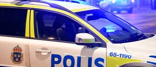 Övertänd bil ­– ägare kan inte spåras