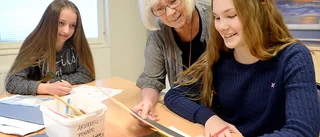 Stans äldsta lärare går i pension – igen