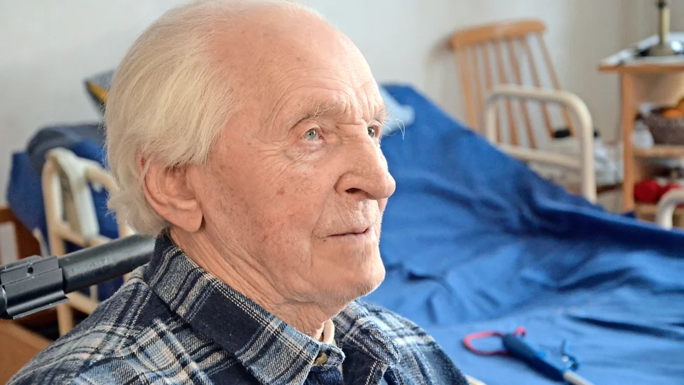 Minns. Erling Lundström, 99 år, delade med sig av sina skidminnen. Foto: Britta Stenberg.