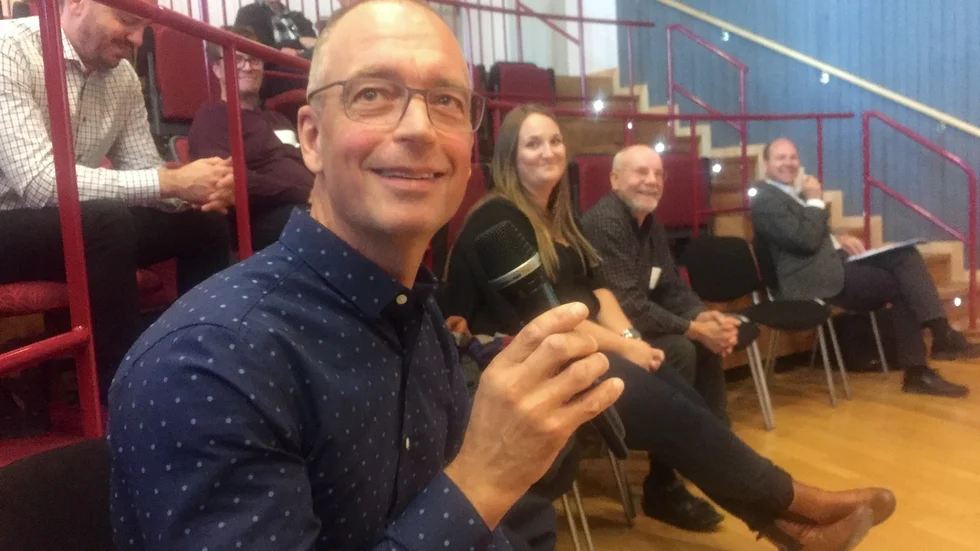 – Konceptet har visat sig fungera och vi ska nu gå vidare i skarpt läge i ett hyvleri, berättar Olof Broman, Luleå tekniska universitet.