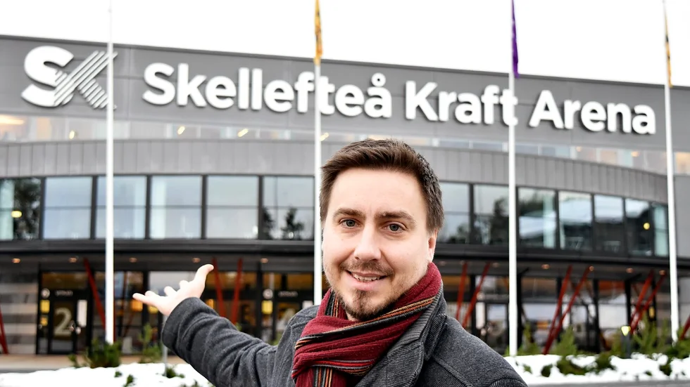 Johan Linder framför Skellefteå Kraft arena där Nordsken huserat de två senaste åren.