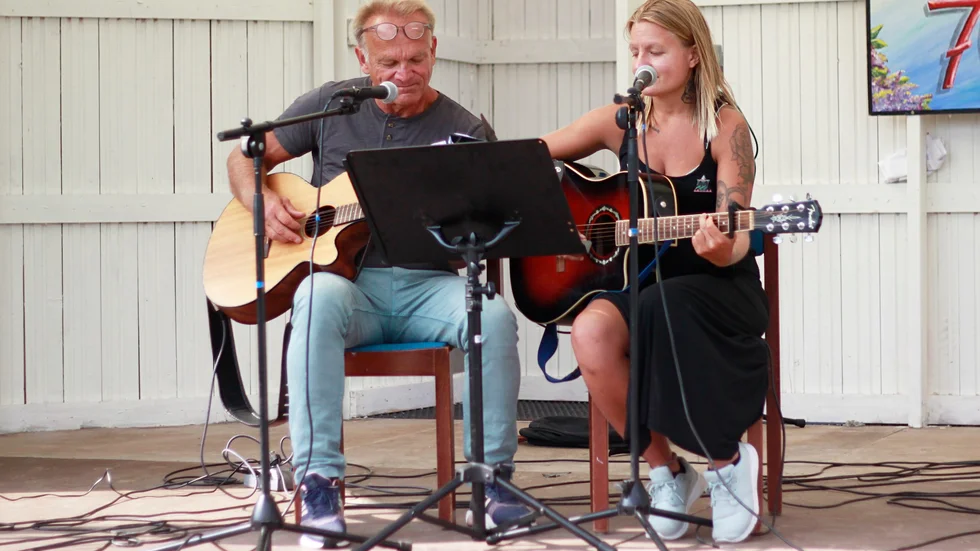 Duon Pelle och Olivia bjöd på en hel del svenska klassiker. 