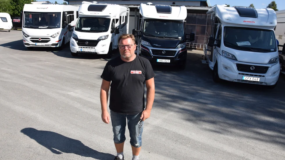 Johnny Nordlund, Kusmark, som handlar med husbilar- och vagnar ser att det stora intresset för de förstnämnda håller i sig.