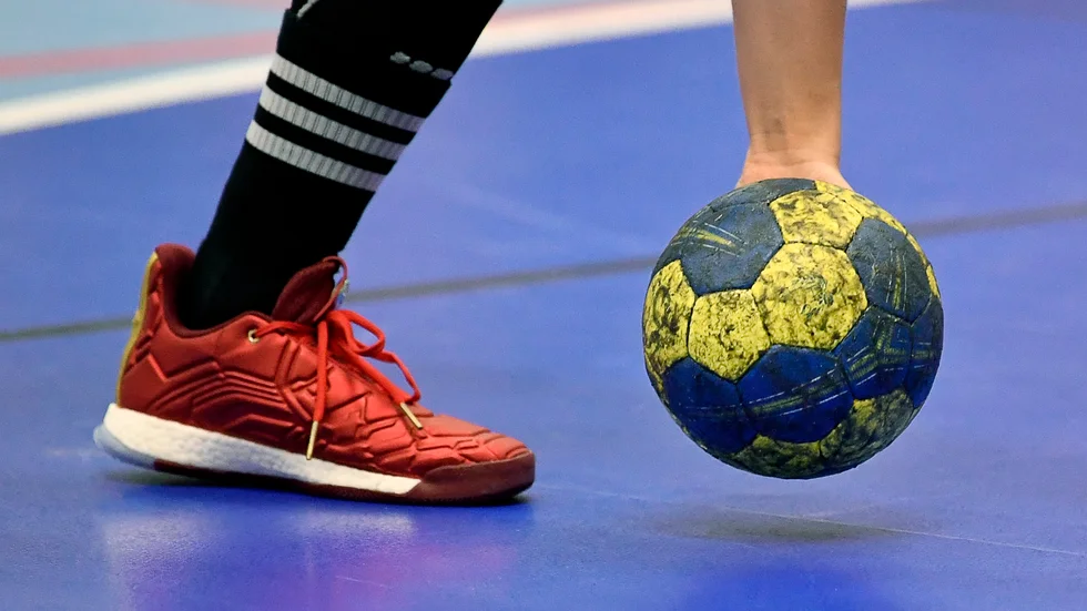 En svensk handbollsklubb har anmält matchfixningsmisstankar kring en match i Europaspelet i höstas. Arkivbild.