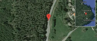 Stopp på väg 897 på grund av en singelolycka