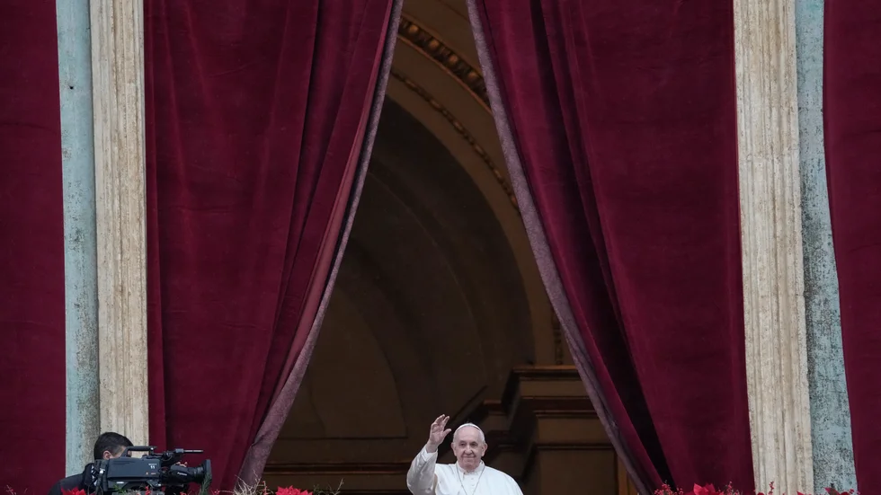 Påve Franciskus under det årliga jultalet vid Petersplatsen i Rom.