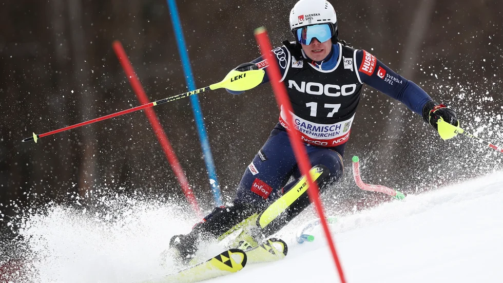 Kristoffer Jakobsen i Gramisch-Partenkirchen, innan han körde ur i andra åket.