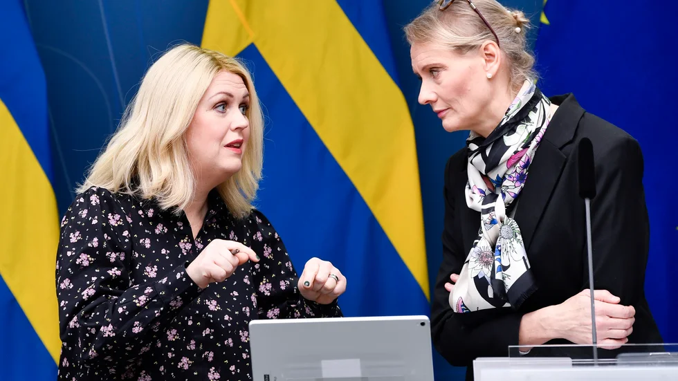 Socialminister Lena Hallengren och Folkhälsomyndighetens generaldirektör Karin Tegmark Wisell håller presskonferens kl 13. (Bilden är tagen vid ett tidigare tillfälle.)