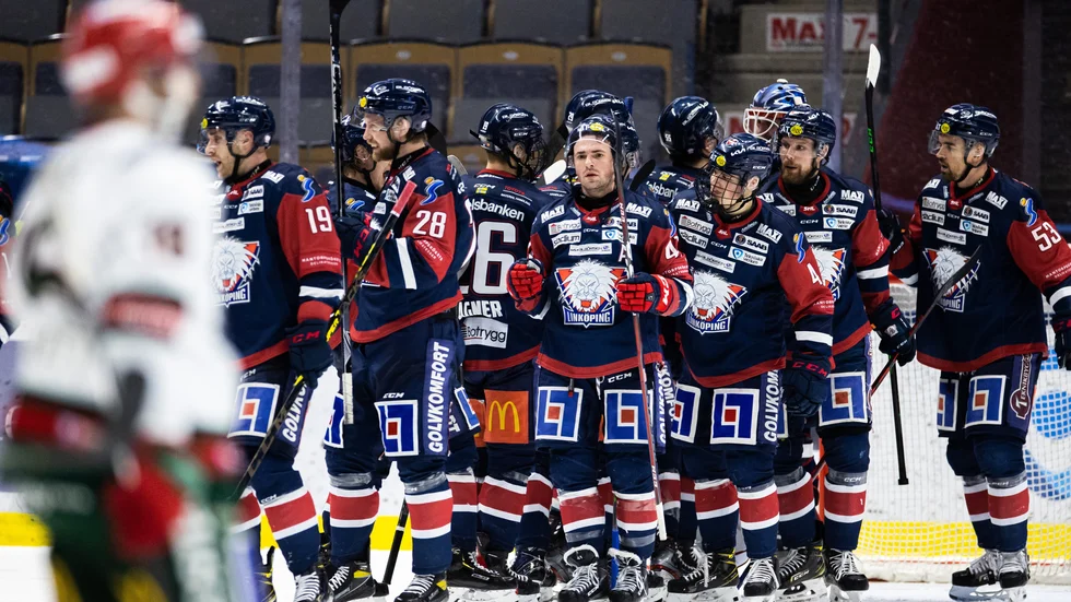  Linköpings spelare jublar efter segern hemma mot Frölunda.