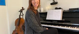 VT:s kulturpris går till Annelie Lockneman • "Jag känner mig så hedrad" • VIDEO: Annelie bjuder på piano och sång  