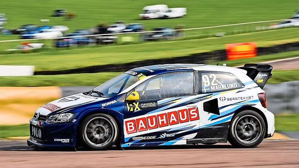 Trea. Anton Marklund blev trea i första heatet på Lydden Hill Foto: volkswagen.