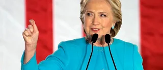 Kvinnan bakom allt heter Hillary