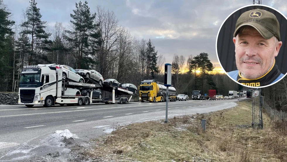 I slutet av januari inträffade en trafikolycka norr om Strångsjö. Då körde en lastbil ned med släpet i diket, vilket orsakade långa köer. Halkbekämpningen får kritik av brandmannen Leif Fredriksson. 