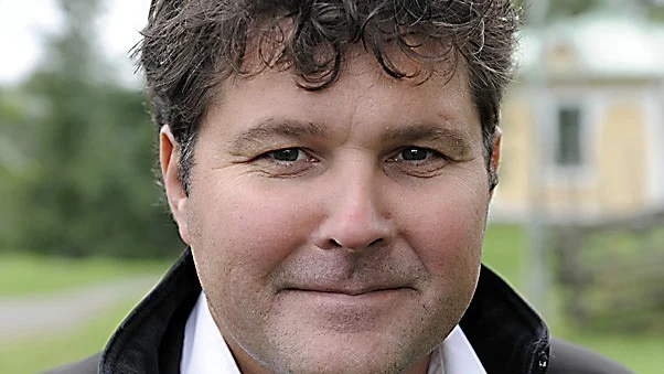 Beslutet blev olyckligt men Peter Olofsson (S) anser att det är samverkansnämndens ansvar.