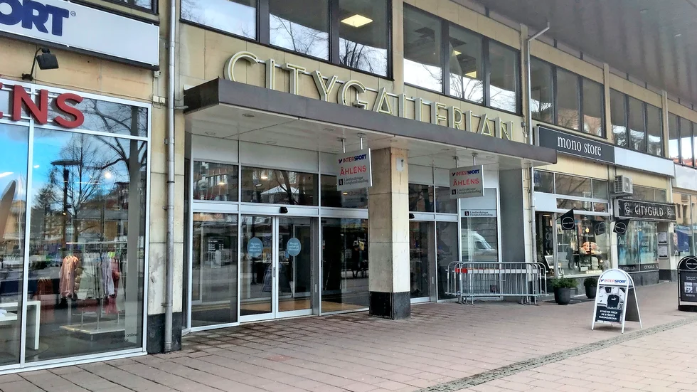 Polisen efterlyser vittnen efter rånförsöket i centrala Skellefteå vid 17-tiden på måndagen.