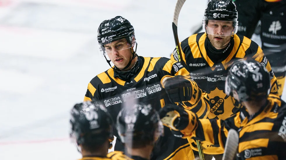 Skellefteå AIK utklassade Linköping i sista hemmamatchen utan möjlighet till fullsatt.