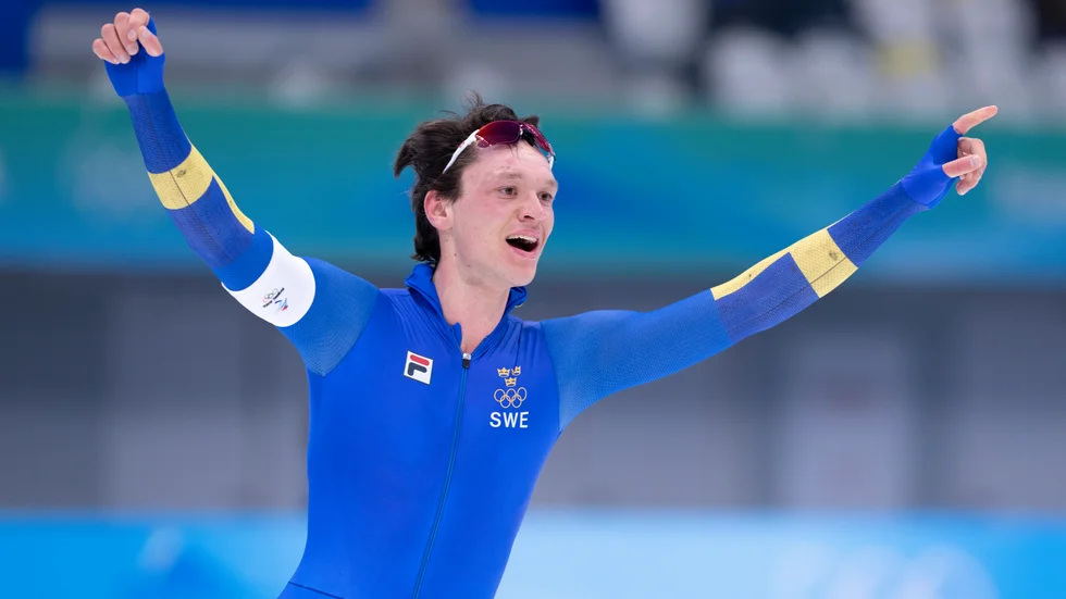Nils van der Poel efter OS-guldet på 5|000 meter i går.