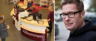 Hyllad författare besöker biblioteket