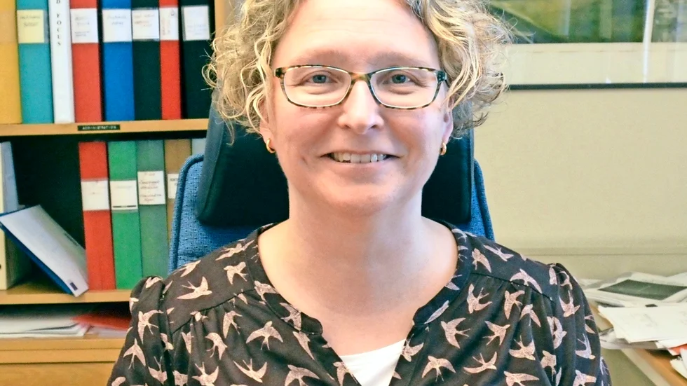 Långsiktig. Elin Nilsson berättar att den nya översiktsplanen tar sikte på hur Malå ska utvecklas till 2030. Foto: Lennart Enkvist.
