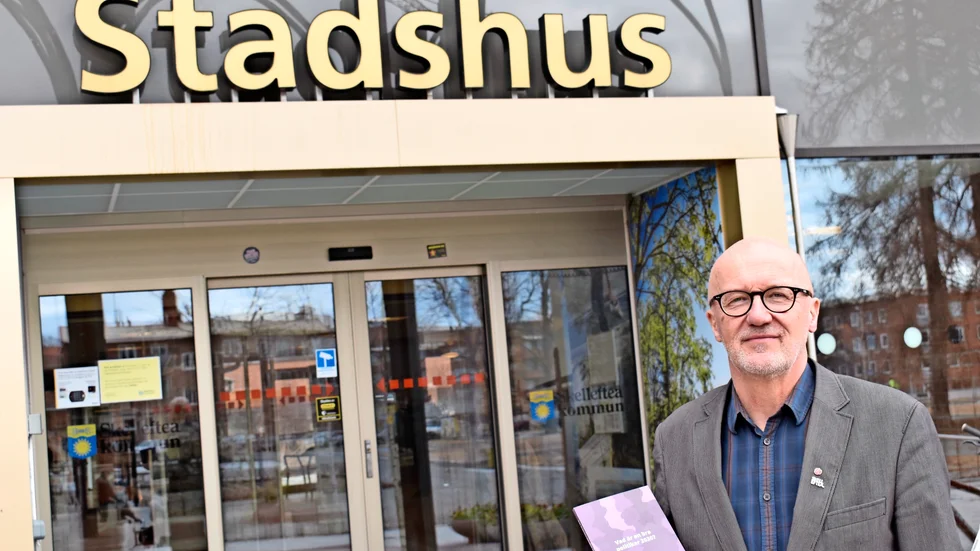 Värnar lokala medier. Tomas Marklund har förhoppningen att de lokala medierna även fortsättningsvis ska ha resurser för att bevaka hur politikerna inne i stadshuset sköter sig.
