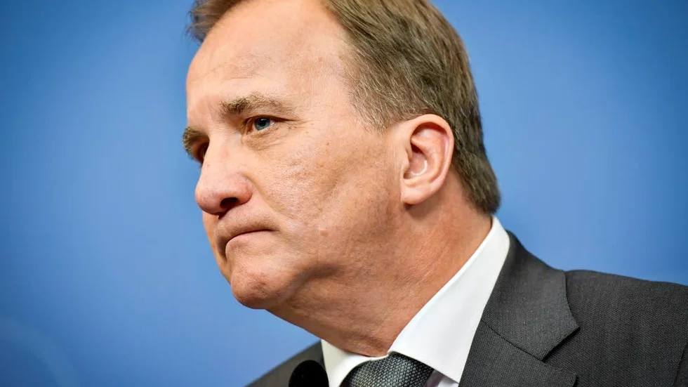 Framgångsrisker. Statsminister Stefan Löfven framträdde tillsammans med tre rediga myndighetschefer. Det var bra. Men inte helt riskfritt förstås.