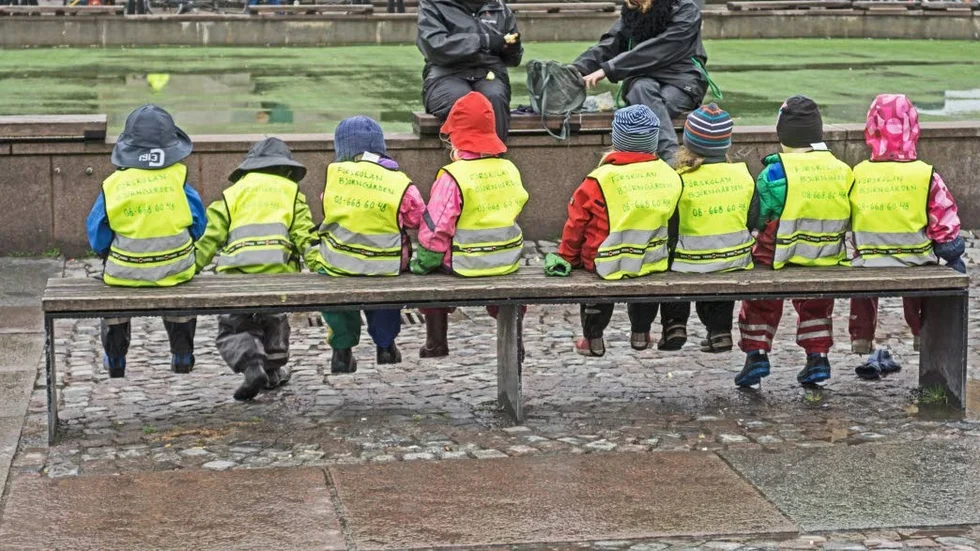 Förskolan. Är inte trygg och flera föräldrar har tagit ut sina barn ur verksamheten, säger föräldrar som Folkbladet pratat med.