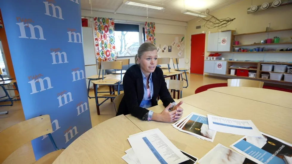 Förvånad. Oppositionsrådet Sophia Jarl (M) reagerar på alla klappar på axeln som Borg snabbt fick efter pressuppgifterna.