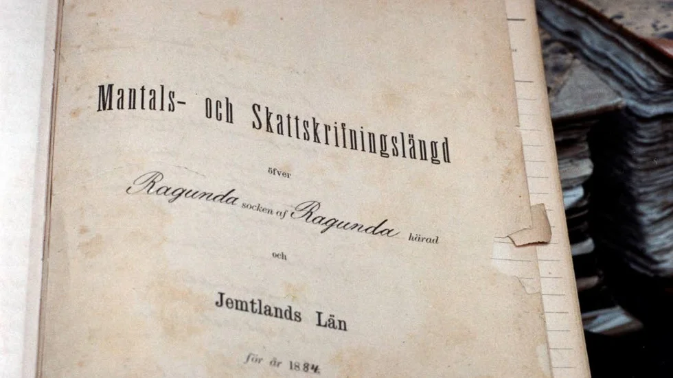 Folkbokföring. Bättre ordning på mantalsskrivningen förr månntro? På bilden en skattskrivningslängd från 1884.
