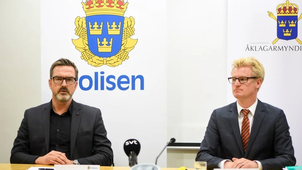 Utredning. Jan Hovenstam från polisen och Johan Kjellsson från Åklagarmyndigheten höll pressträff under onsdagen.
