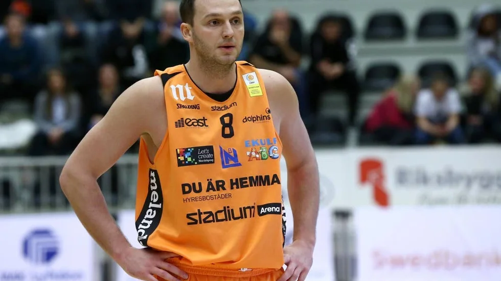 Stark form. Dejan Jeftic har gått från klarhet till klarhet under säsongen. Nu vill bosniern ta Dolphins vidare i slutspelet.