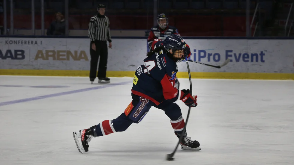 Justine Reyes gjorde mål för LHC mot Modo.