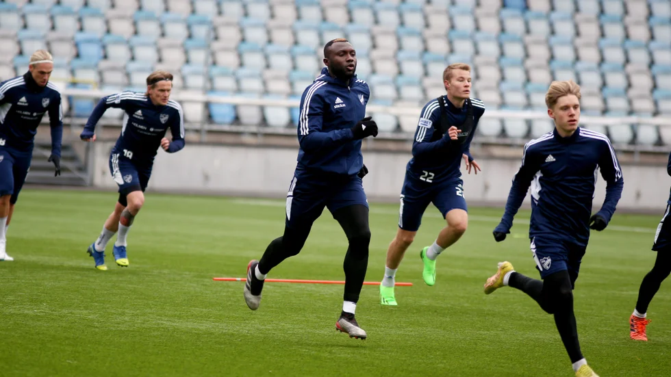 Bubacarr Sanneh väntas starta i P19:s träningsmatch mot Motala AIF på tisdagskvällen. En match som vi sänder på sajten.