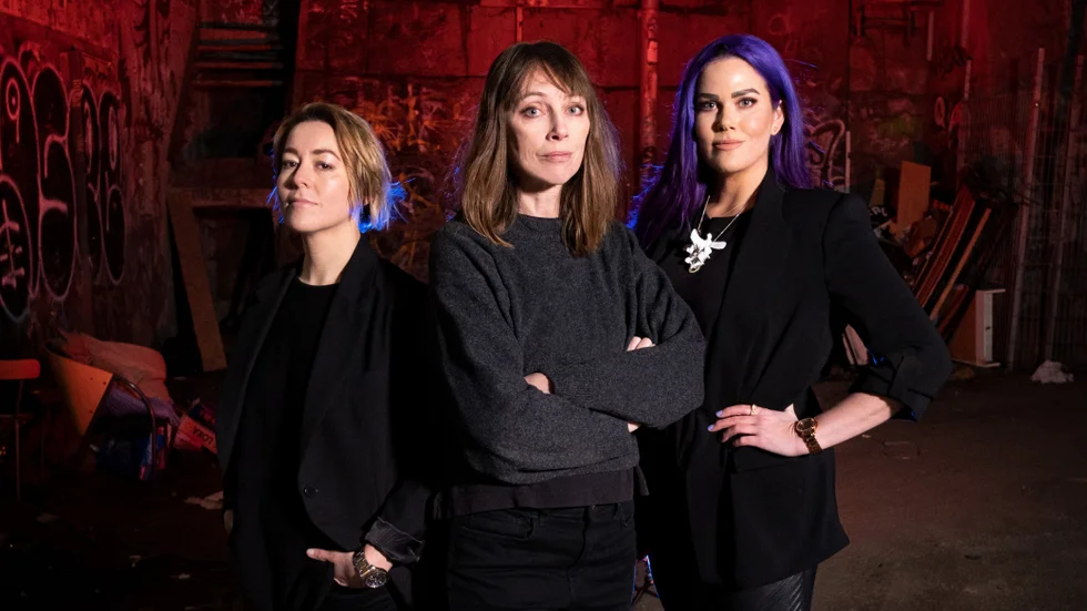 Rebecka Teglind, Brita Zilg och Kelda Stagg gör en samtalsserie om död och förruttnelse. Pressbild.