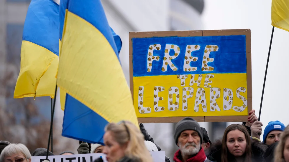Demonstration Bryssel med en bön om Tysklandstillverkade stridsvagnar.