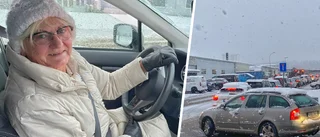 Trafikkaos inför vinterdäcksbyte: "Aldrig varit med om detta" ✓Fått bärga till däckfirmorna