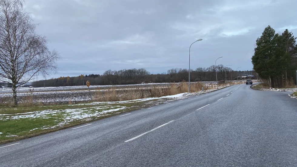 Olyckan med dödlig utgång skedde på Gorsingeholmsvägen som förbinder Ulvhäll med Löt.