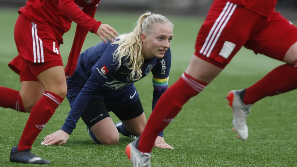 Eskilstuna United och Astrid Larsson fick en perfekt start i Elitettan.