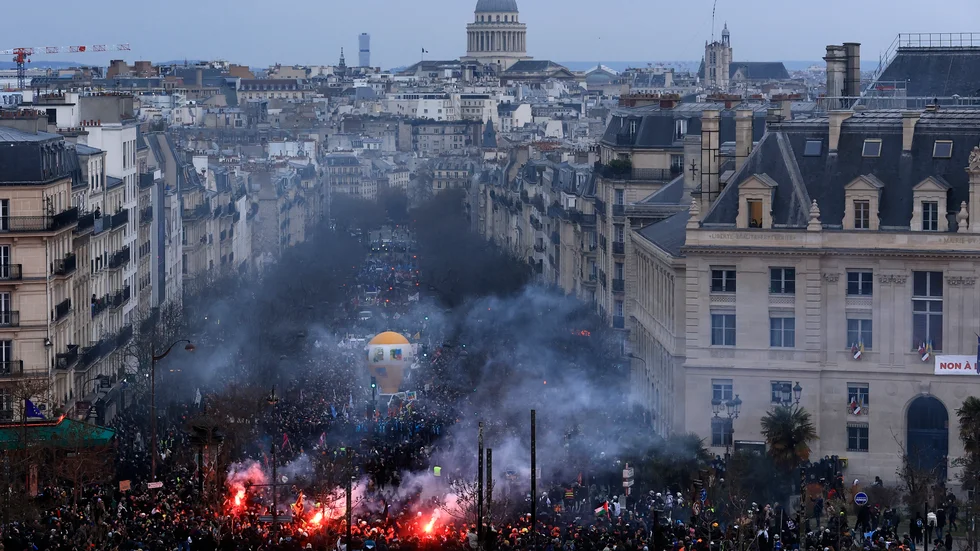 PANTHEON. Protester mot höjningen av pensionsåldern har de senaste veckorna skakat Paris. 