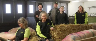 Prisade företagare kämpar med höga kostnader • Katarina: "Vår lön får stå tillbaka" • VIDEO: Se pyttelilla kultingen