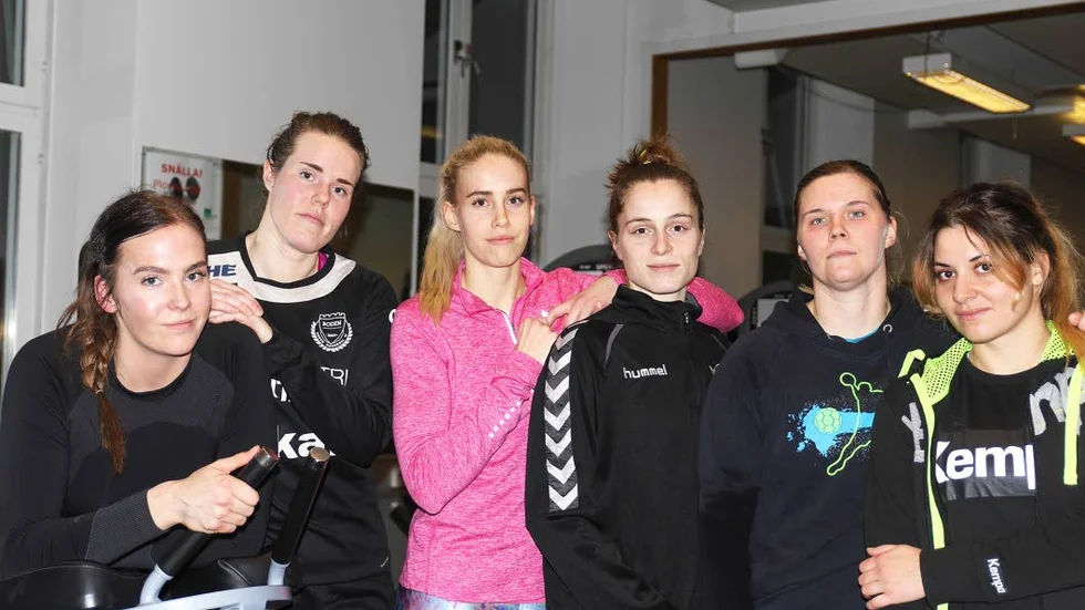 I vardagen. Boden Handbolls första träningen utan sparkade huvudtränaren Mats Kardell blev ett fyspass.