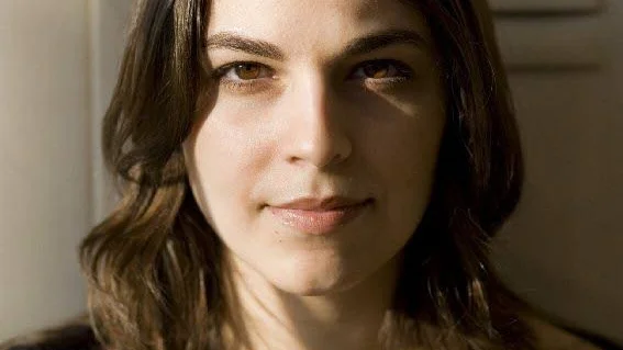 Vanessa Barbara.