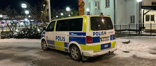 Stabilt läge för man efter mordförsök vid stationen