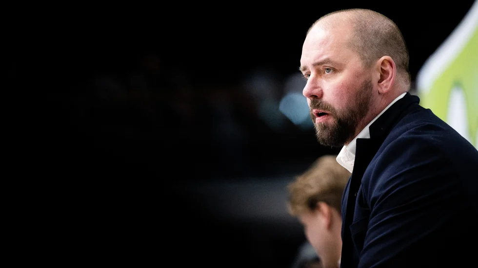 Nichlas Falks VIK förlorade på Hovet.