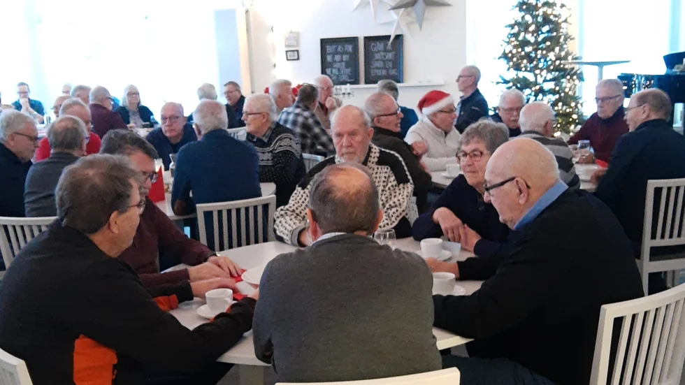 Föreningen Livsnjutarna Smurfit Kappa träffades för jullunch och för att fira avslutningen av föreningens 10-årsjubileum.