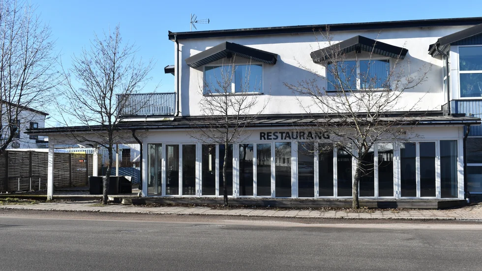 Restaurang Big Wong, på Badhusgatan i Vimmerby, har varit till salu sedan december, Nu gör ägaren dock ett uppehåll med försöken att sälja.