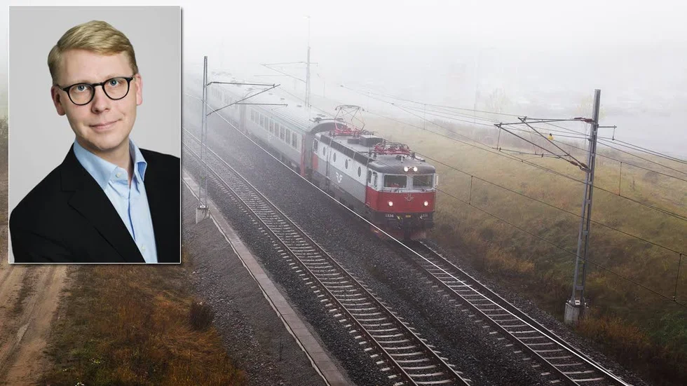 KRIGSFÖRKLARING. Norrbotniabanan tar resurser från samhällsekonomiskt viktigare projekt, anser den moderata Stockholmspolitikern Kristoffer Tamsons.