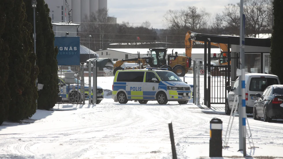Området kring Strängnäs hantverksby var fortsatt avstängt under tisdagen.