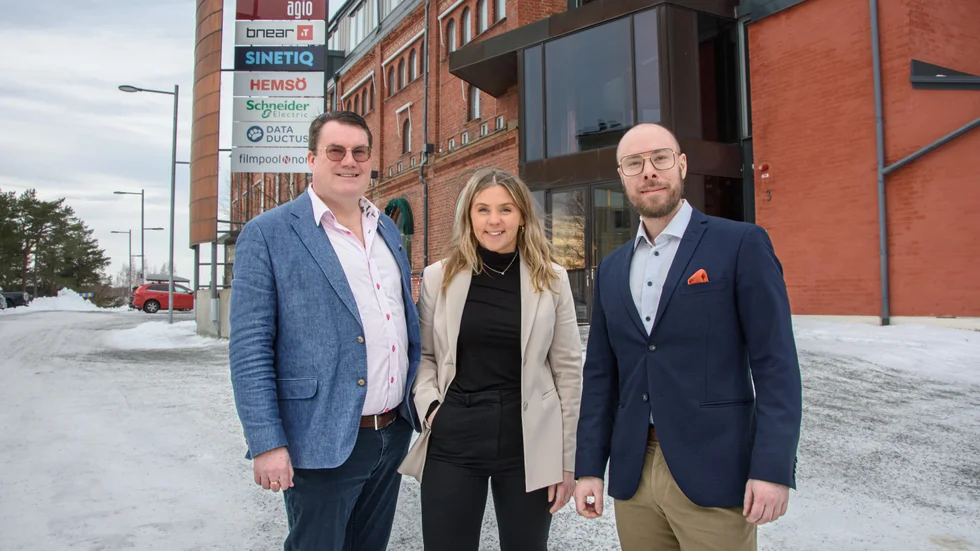 Anders Hermansson, Data Doctus, Ida Ek, konsultchef Bnearit och Olov Stenberg försäljningschef Bnearit presenterade under onsdagen storaffären med Försäkringskassan.